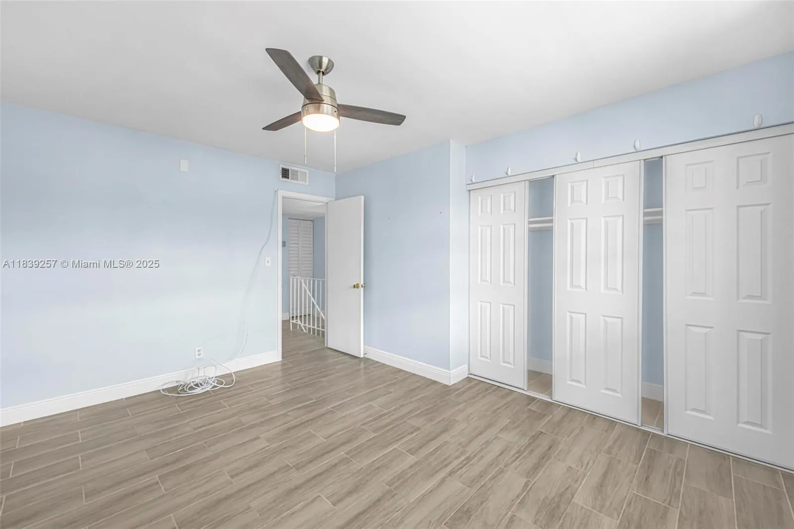 6709 N Kendall Dr, #229