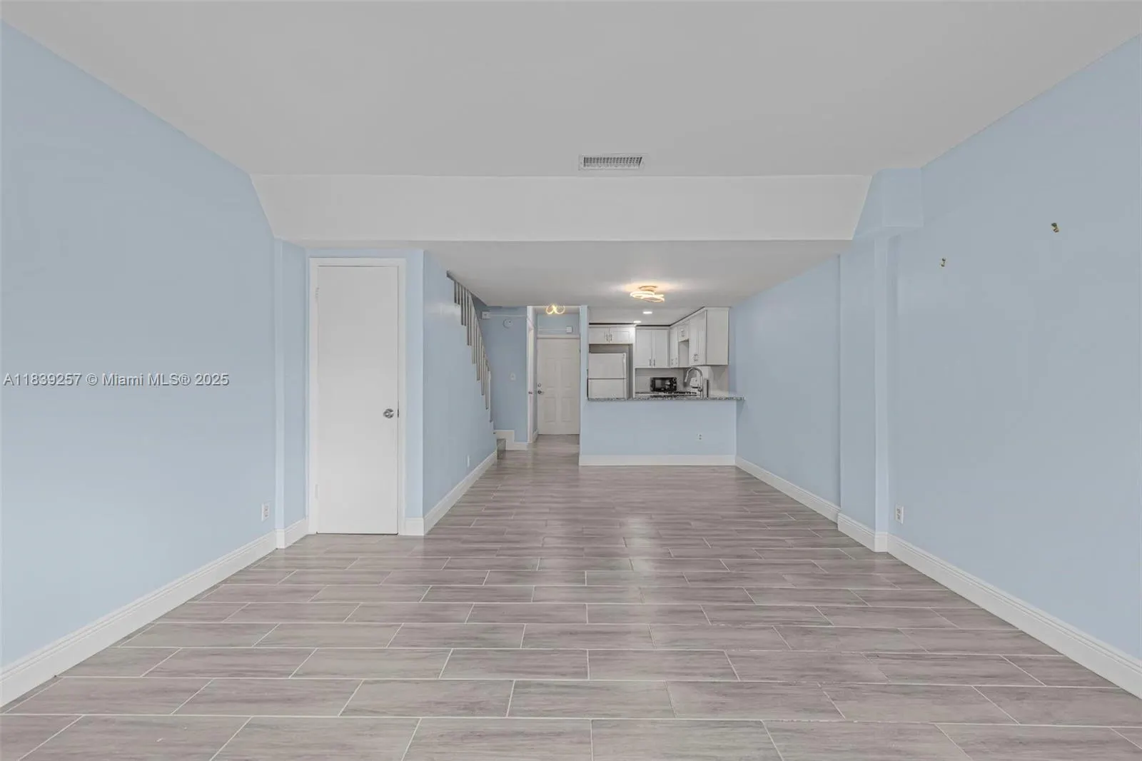 6709 N Kendall Dr, #229