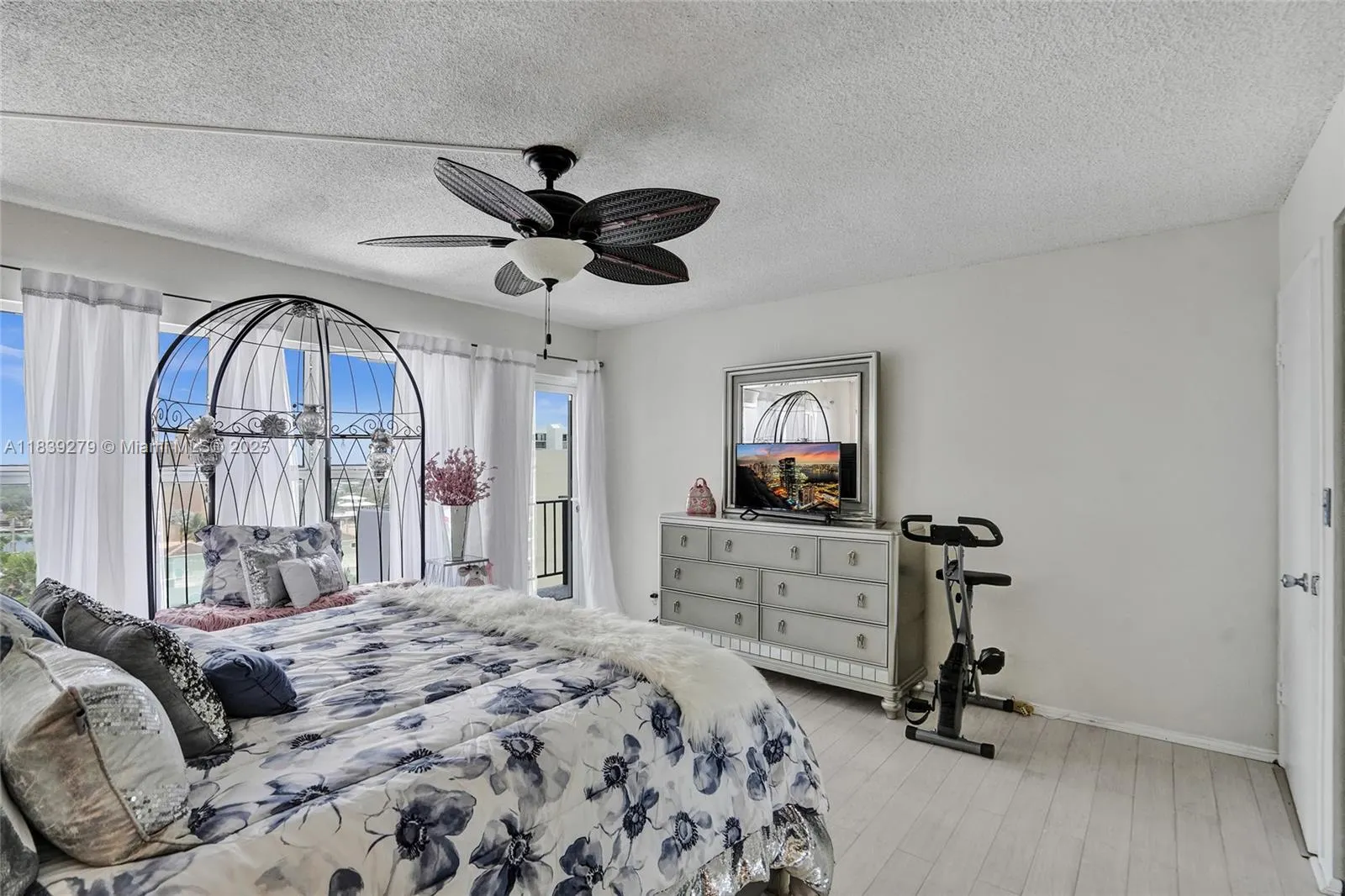 405 N Ocean Blvd, #815