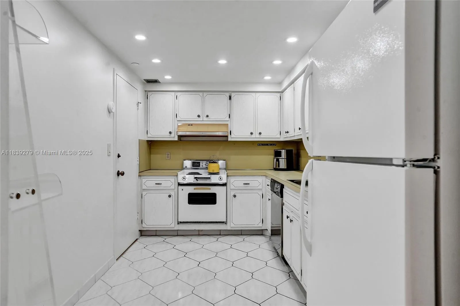 405 N Ocean Blvd, #815