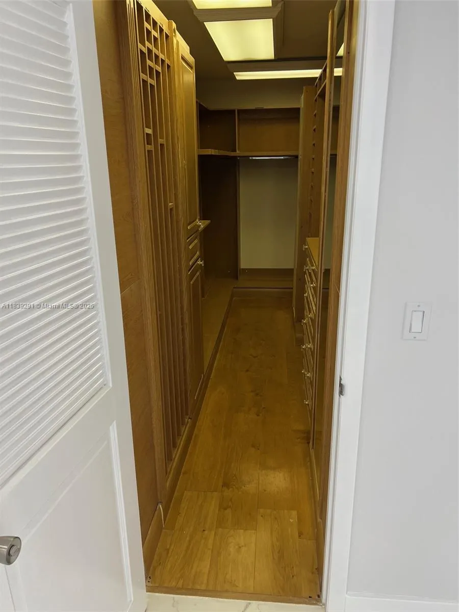 9801 Collins Ave, #15X/complete renovated