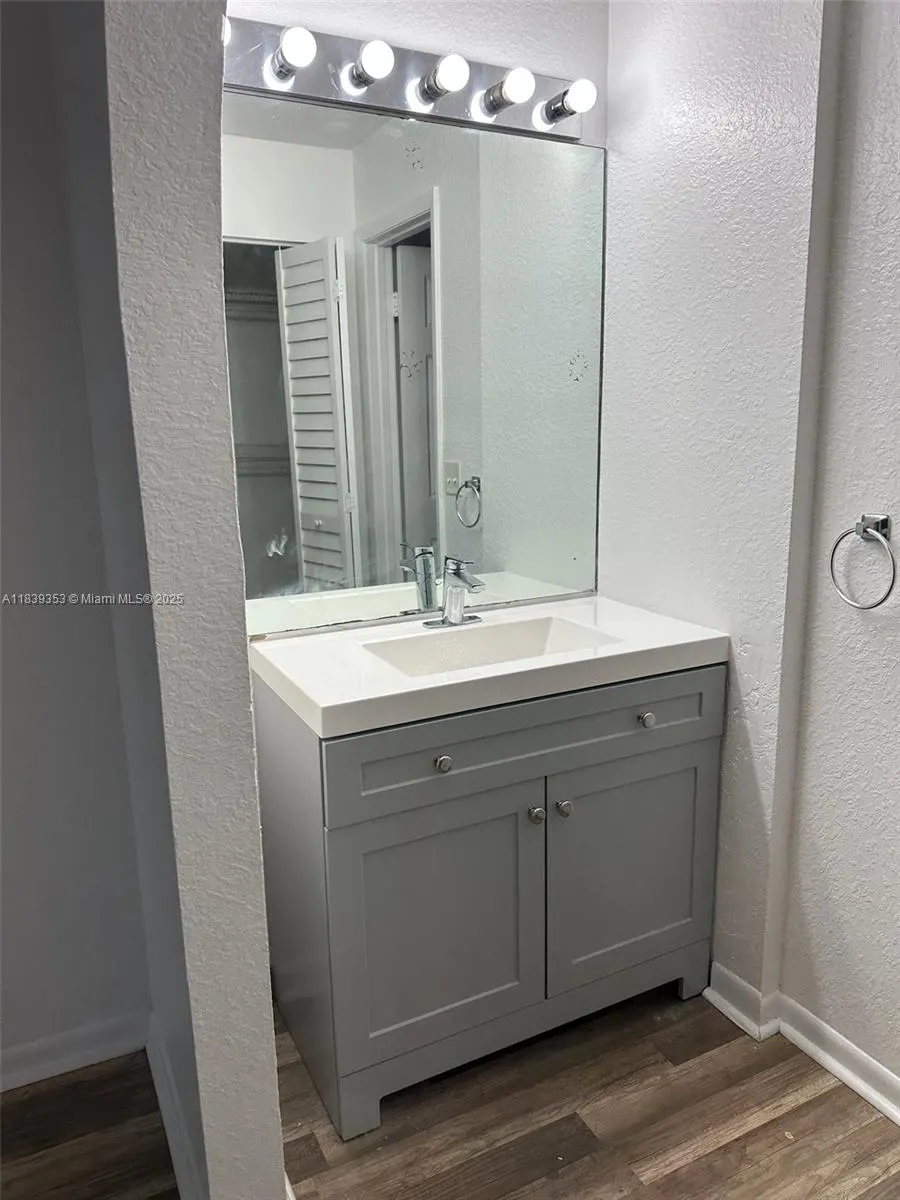 10115 W Sunrise Boulevard, #306