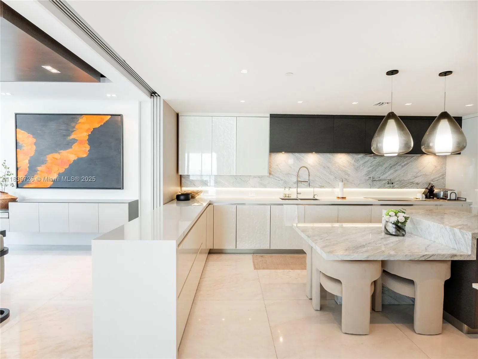 17475 Collins Ave, #1001