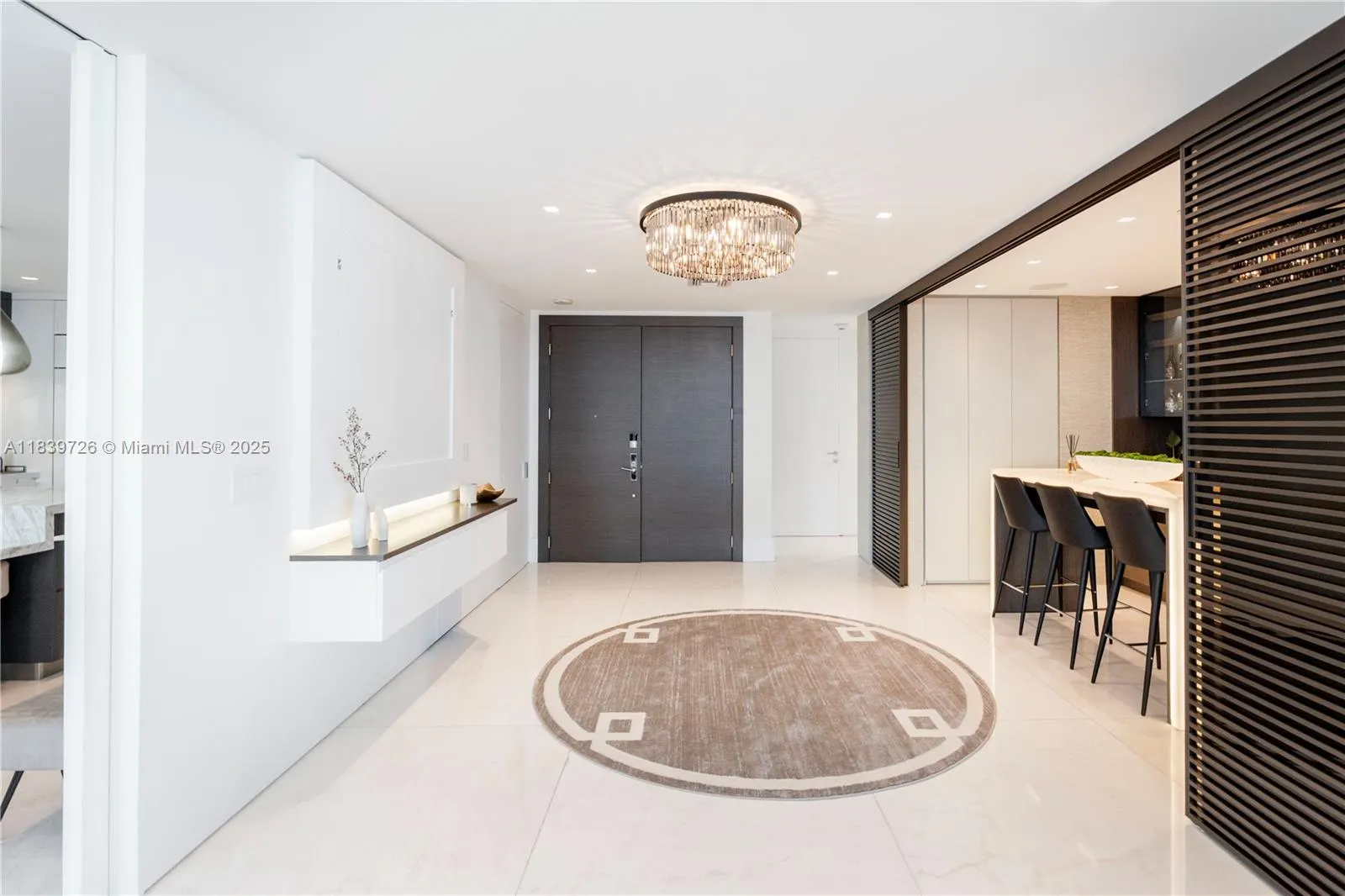 17475 Collins Ave, #1001