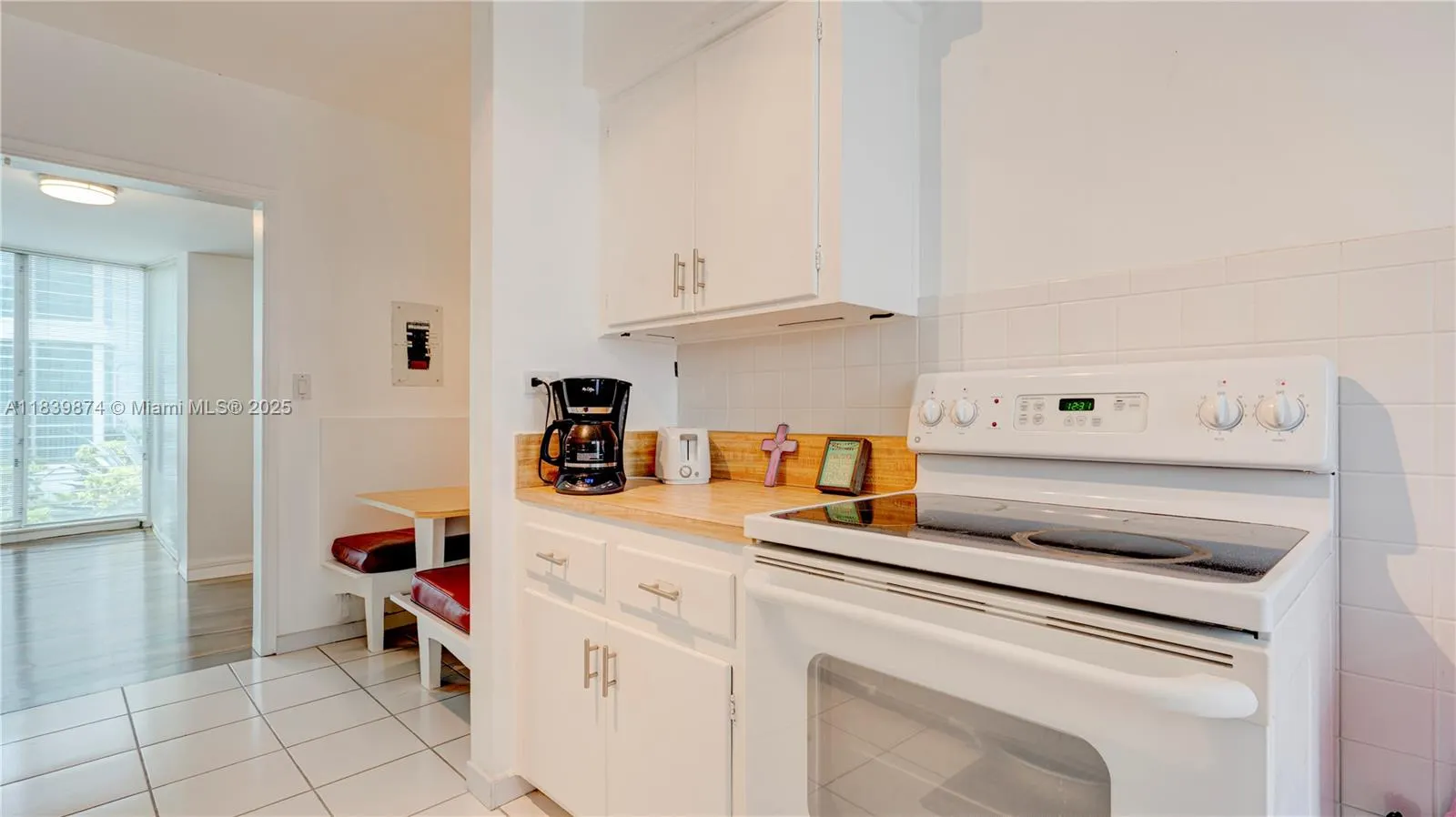 10178 Collins Ave, #102