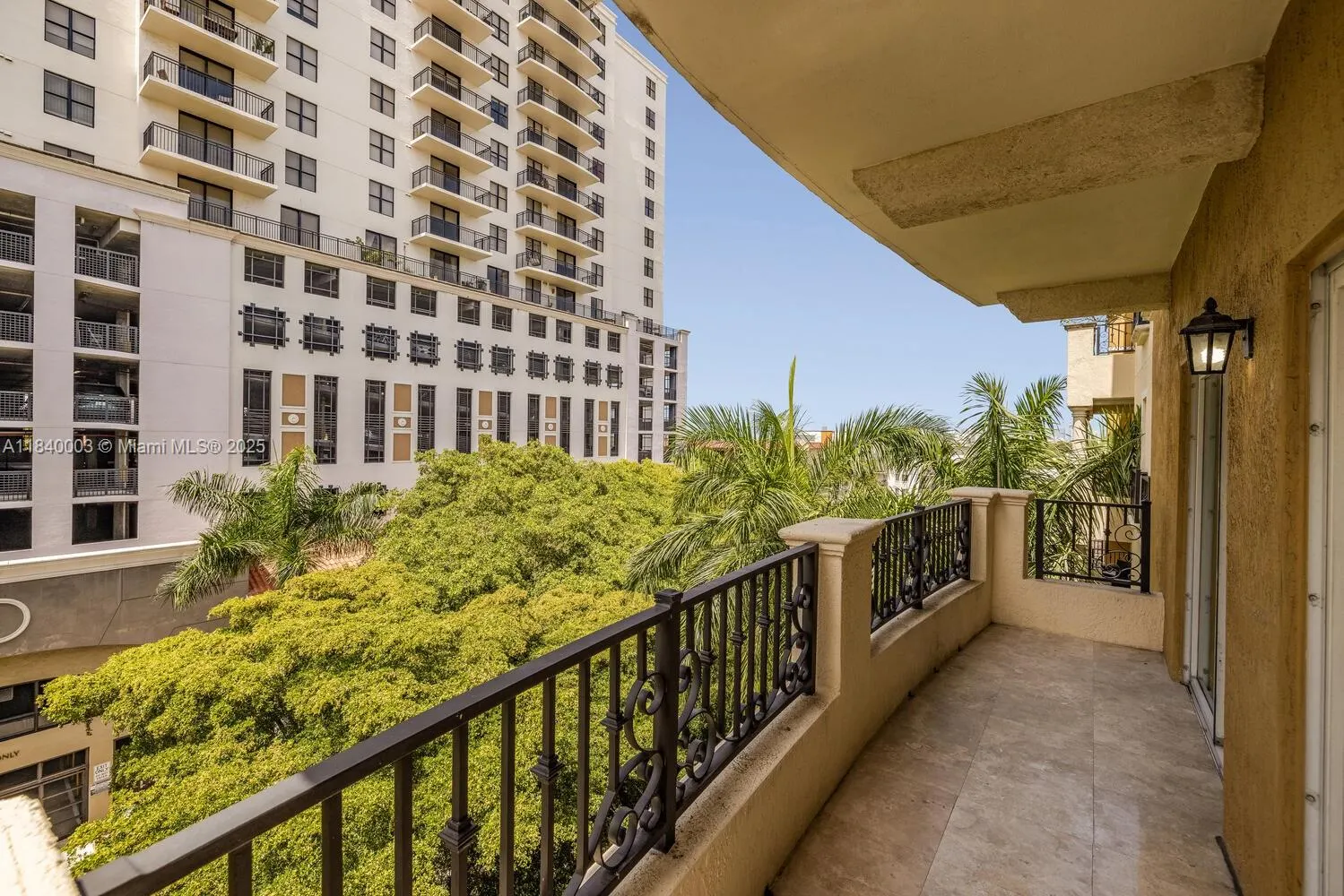 20 Calabria Ave, #505