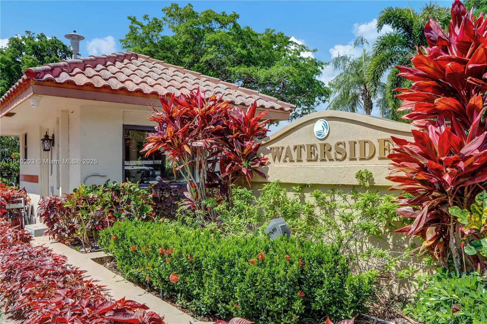 23273 Water Cir