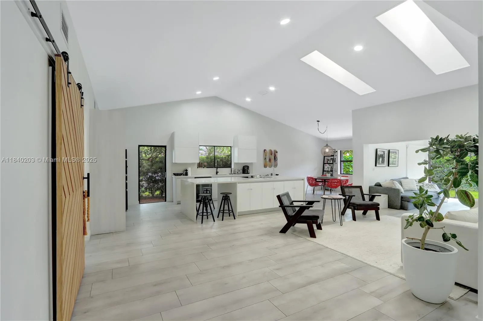 23273 Water Cir