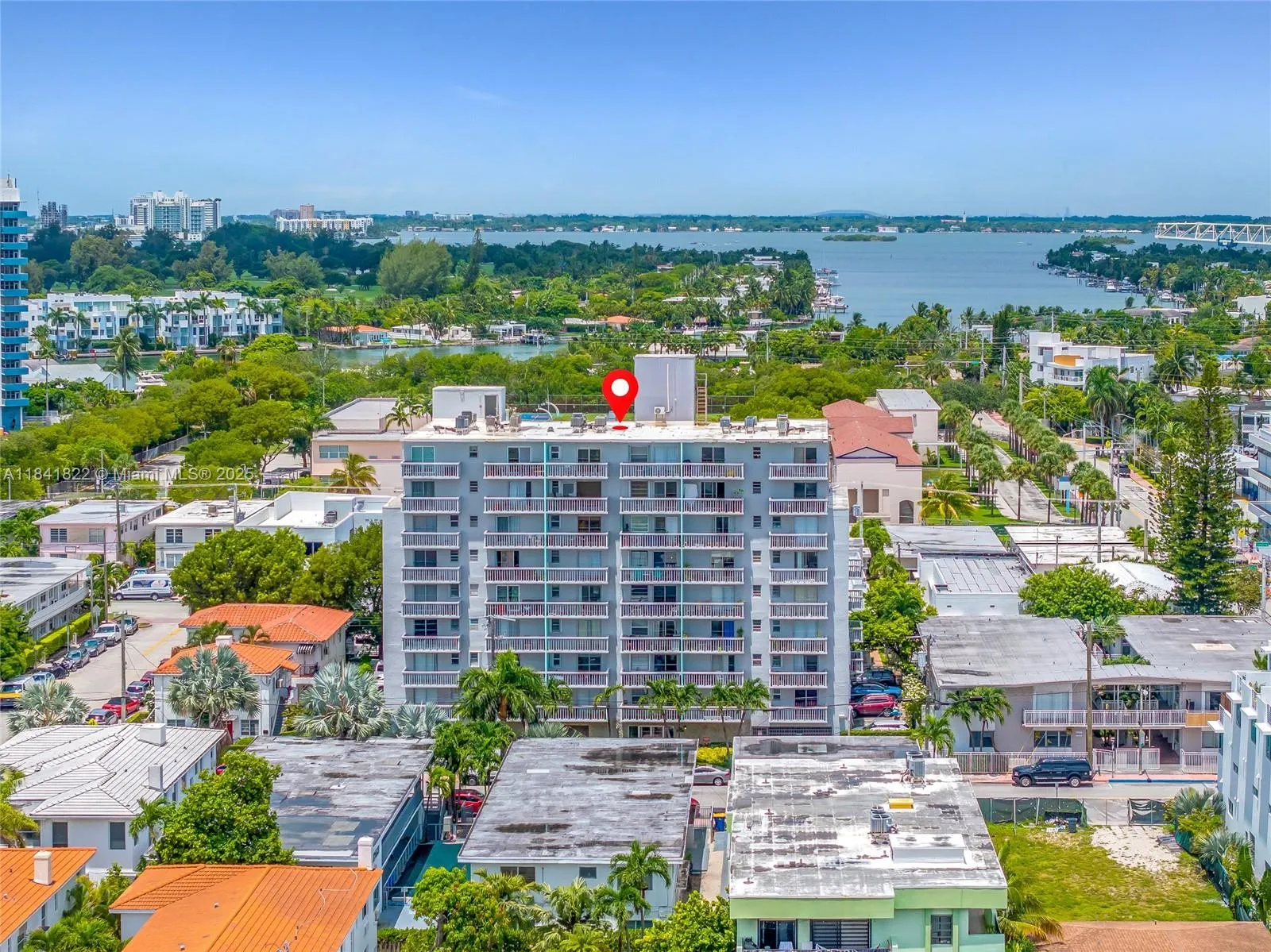 7620 Carlyle Ave, #205