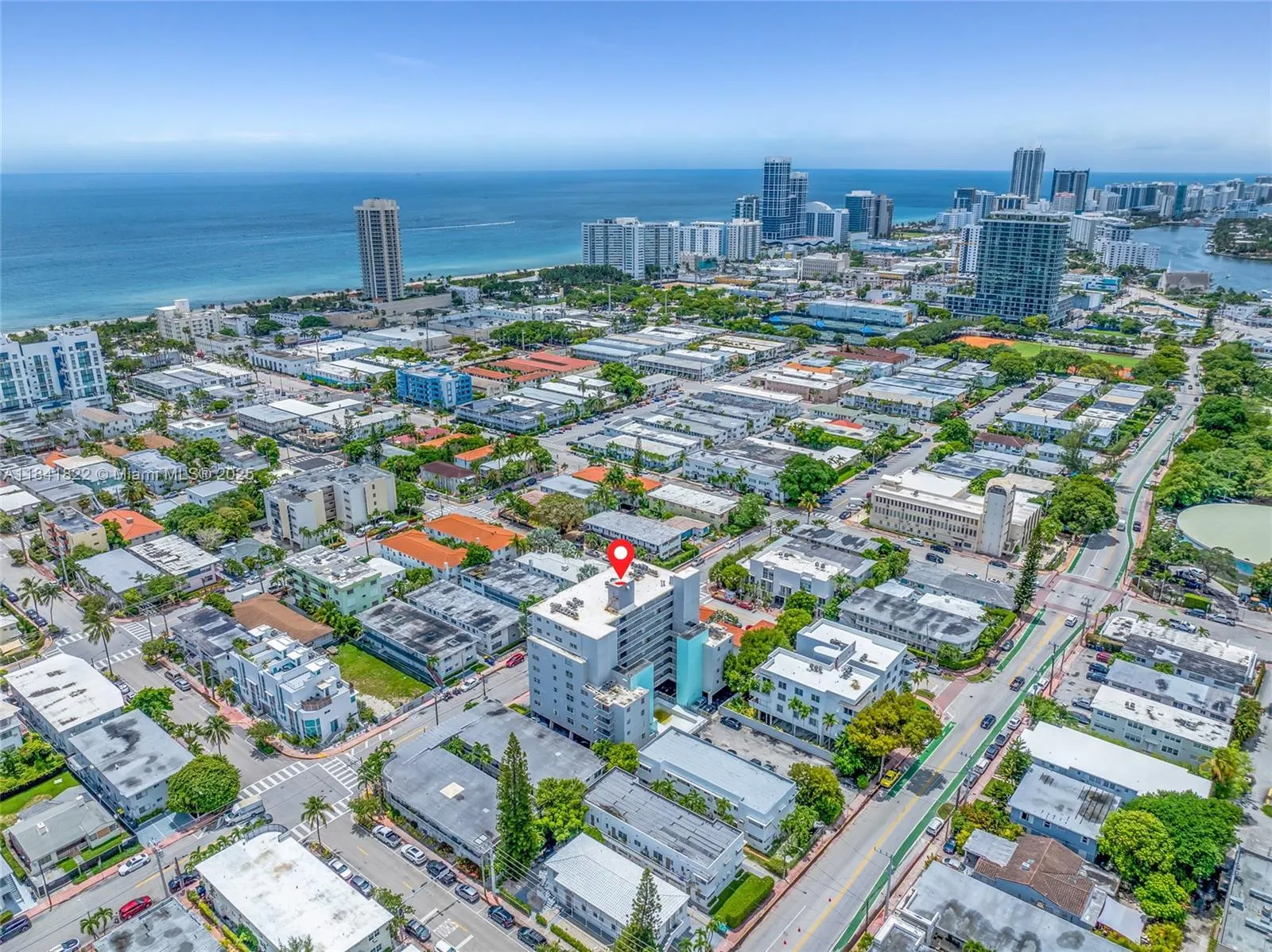7620 Carlyle Ave, #205