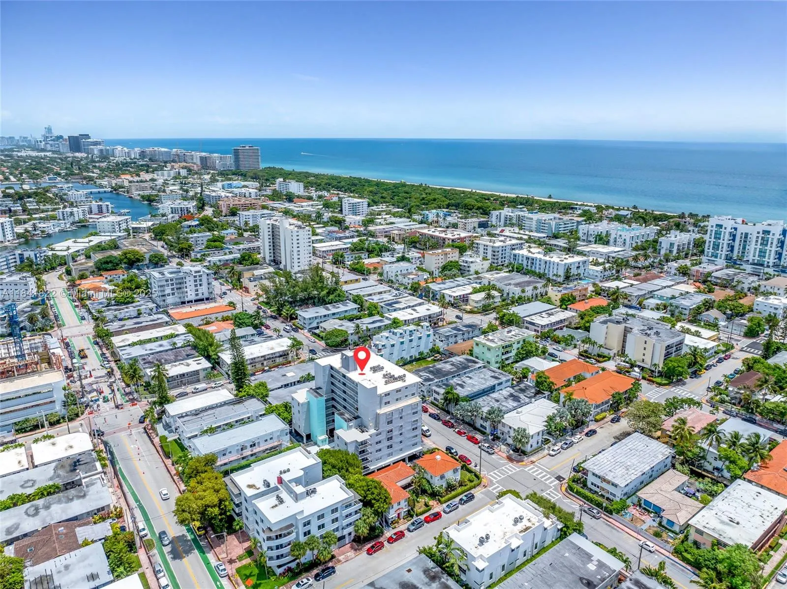 7620 Carlyle Ave, #205
