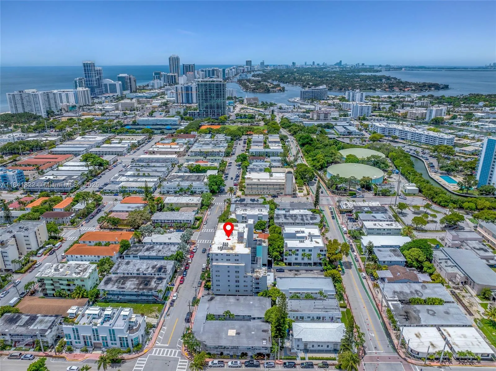 7620 Carlyle Ave, #205