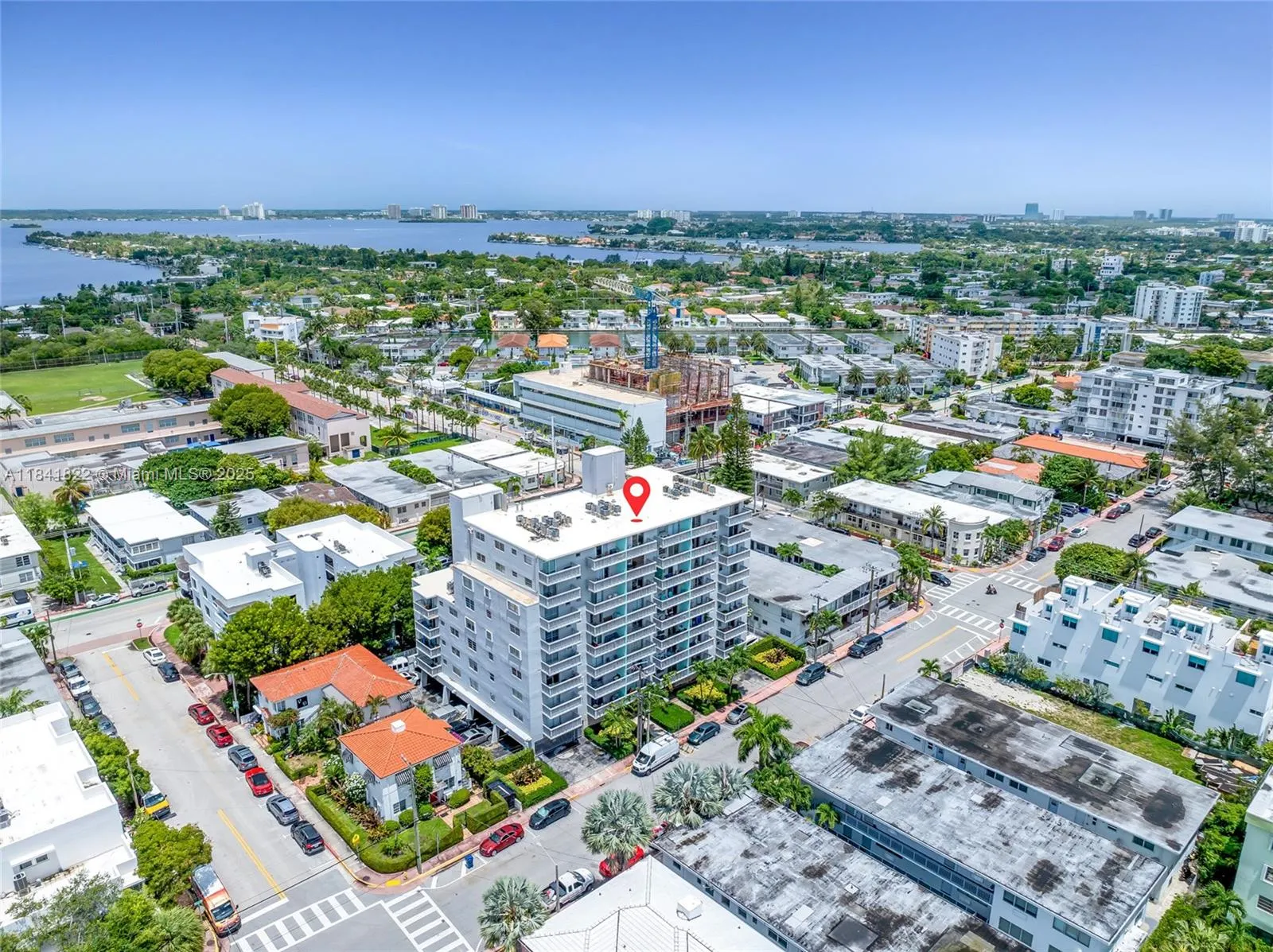 7620 Carlyle Ave, #205