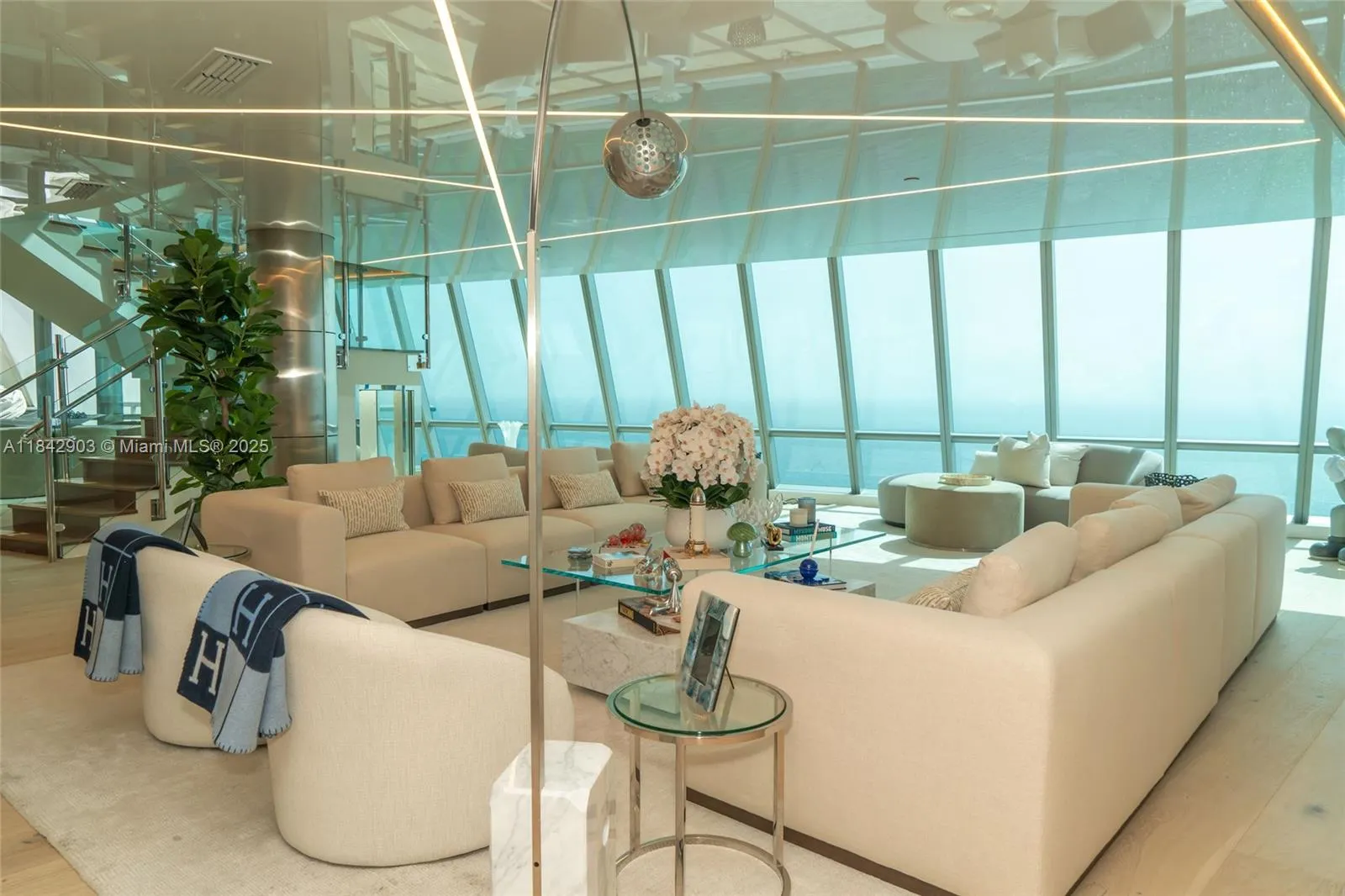 17121 Collins Ave, #4803