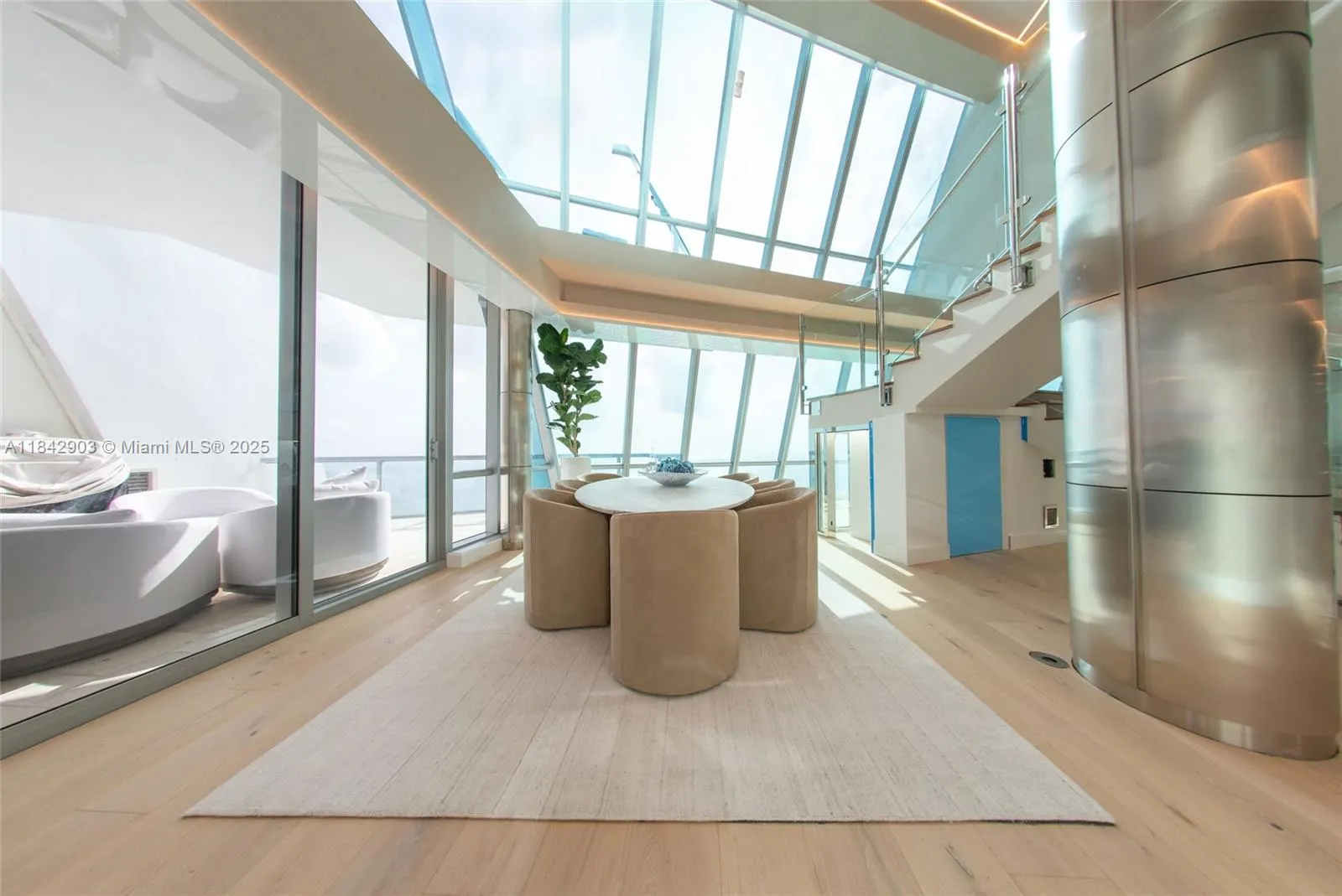 17121 Collins Ave, #4803