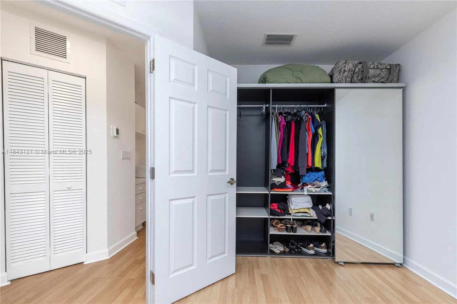 5622 NW 112 Ct