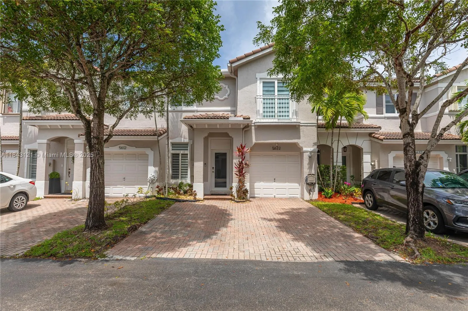 5622 NW 112 Ct