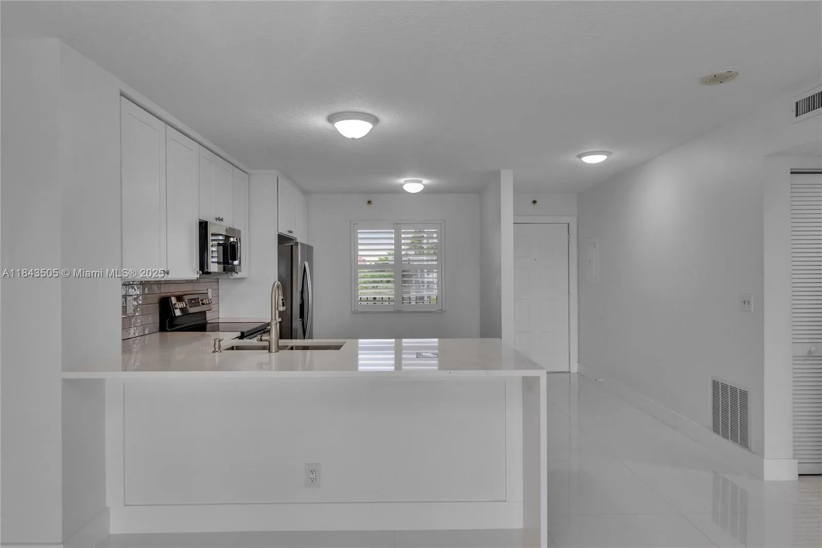 2217 Cypress Island Dr, #503