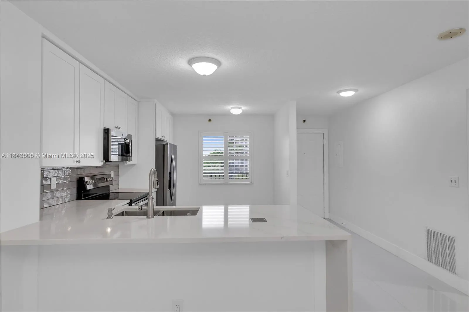 2217 Cypress Island Dr, #503