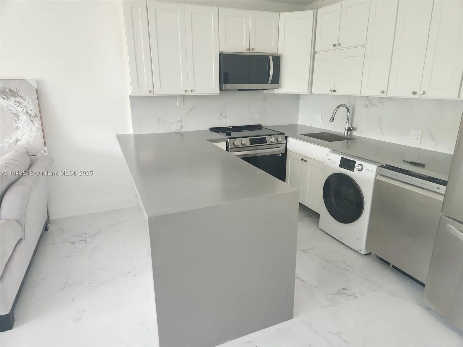 206 Suffolk E, #206
