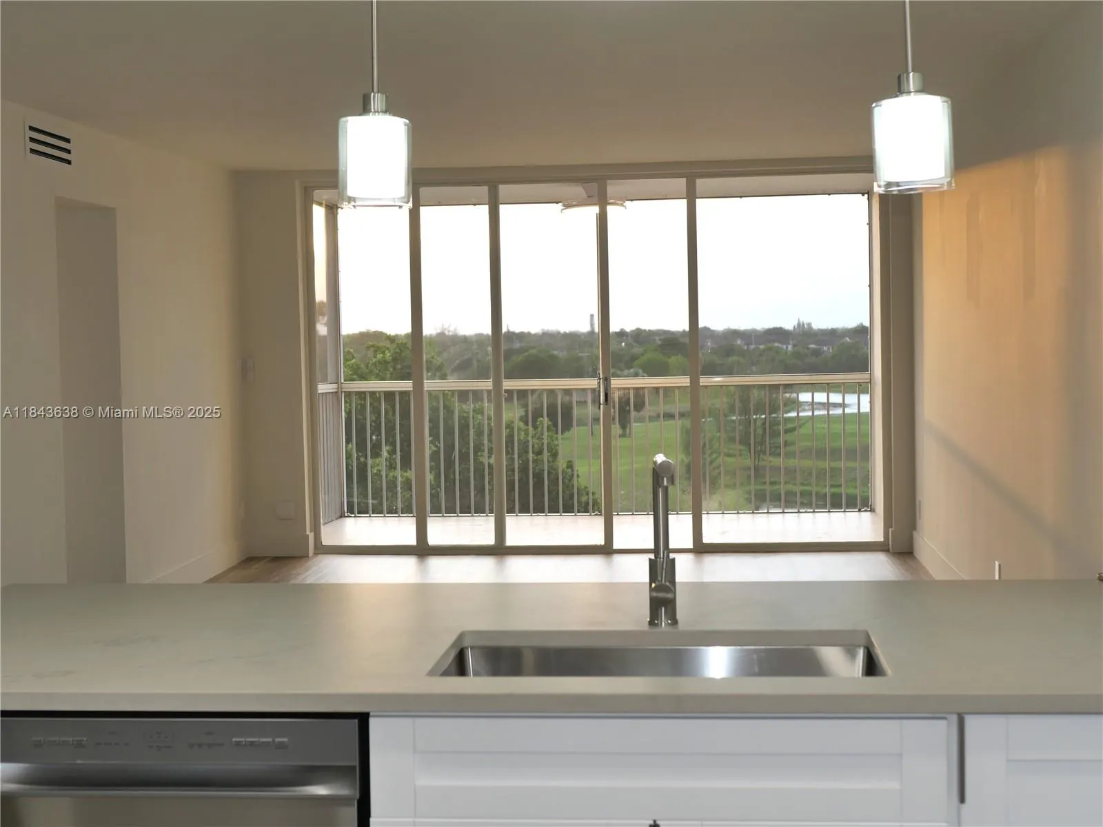 3080 N Course Dr, #602