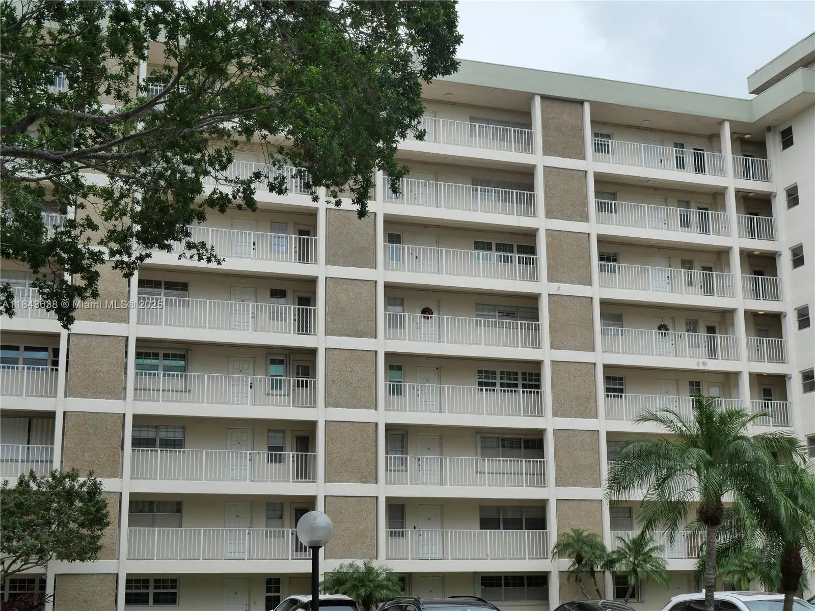 3080 N Course Dr, #602