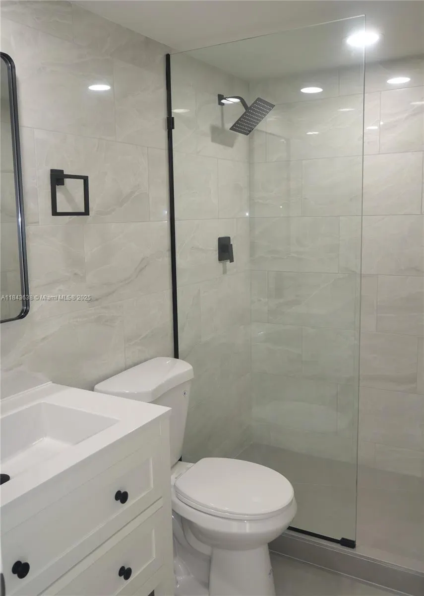 3080 N Course Dr, #602