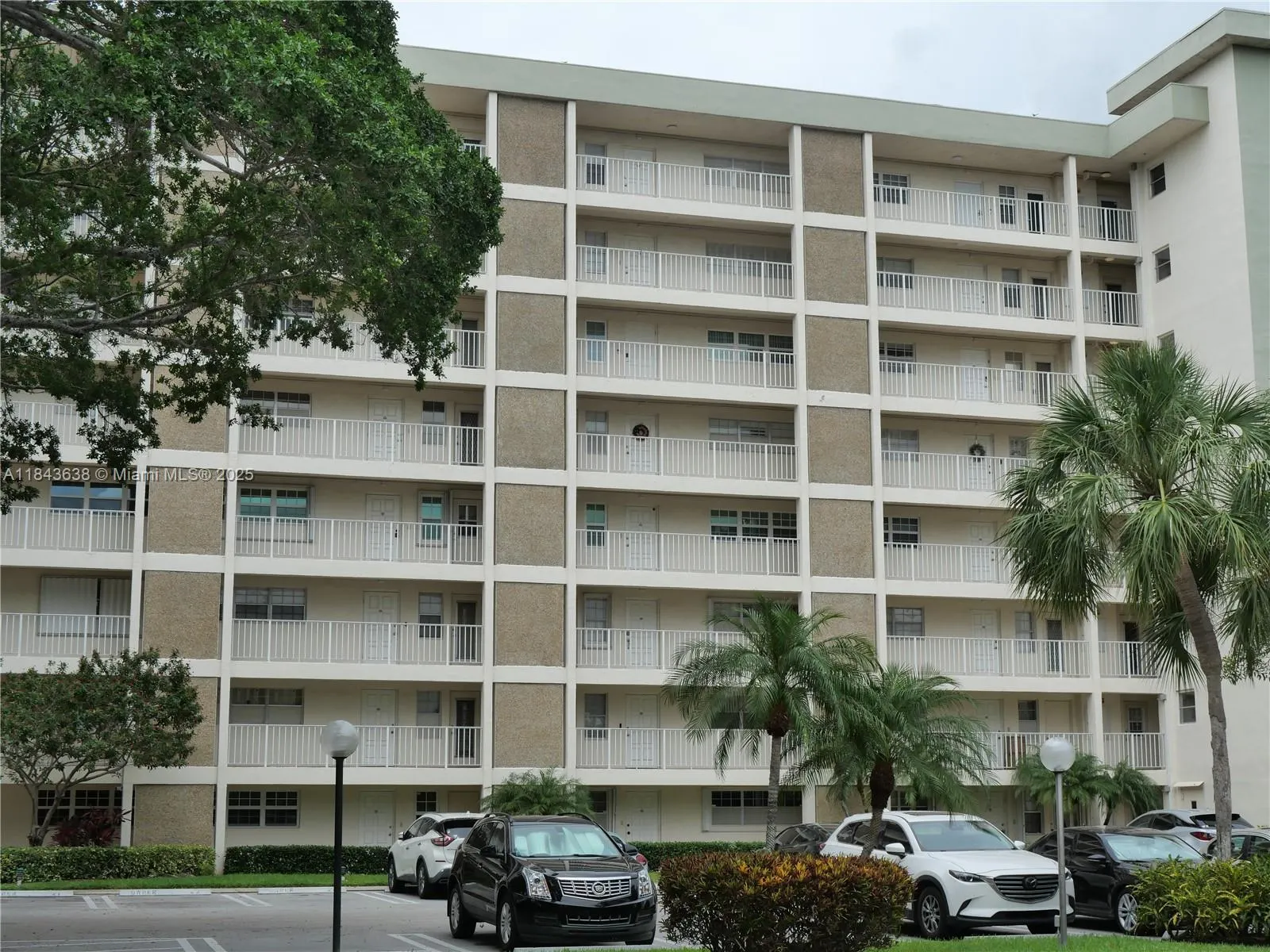 3080 N Course Dr, #602