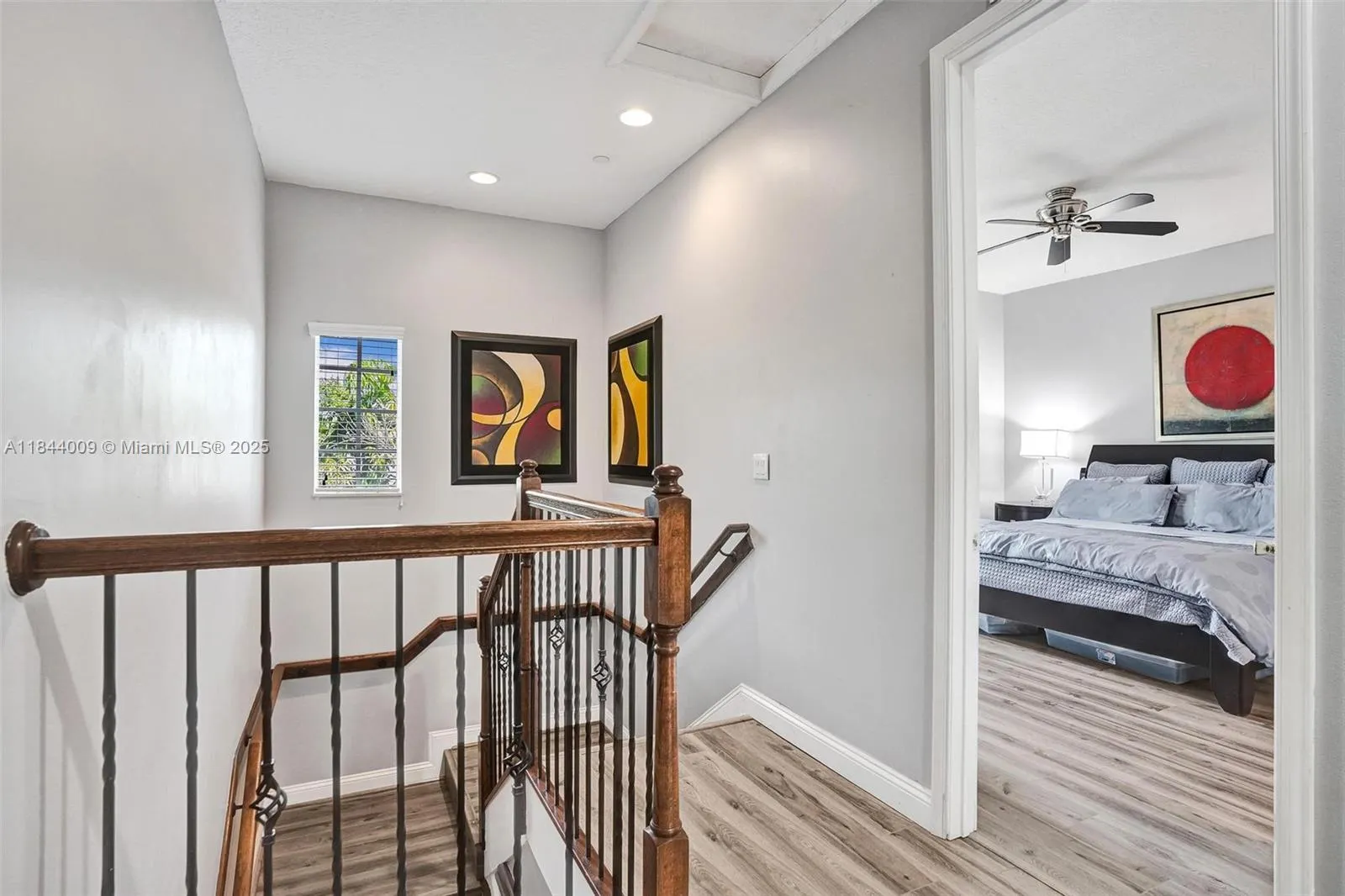 417 SE 13th St