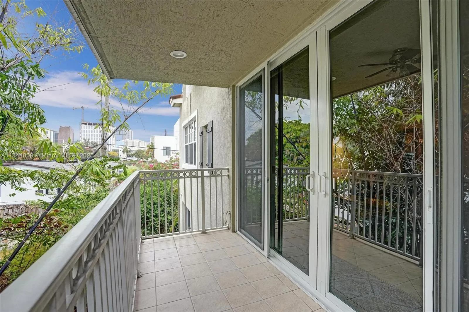 417 SE 13th St