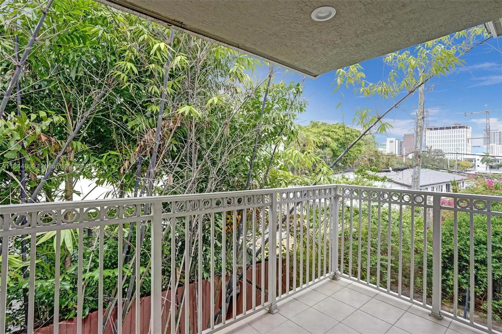 417 SE 13th St