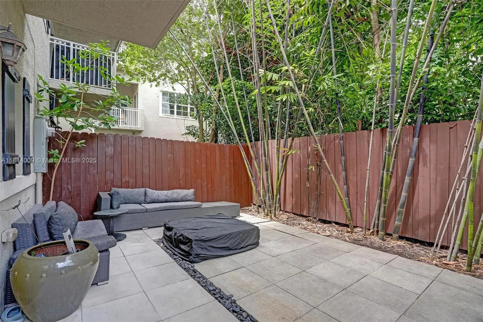 417 SE 13th St