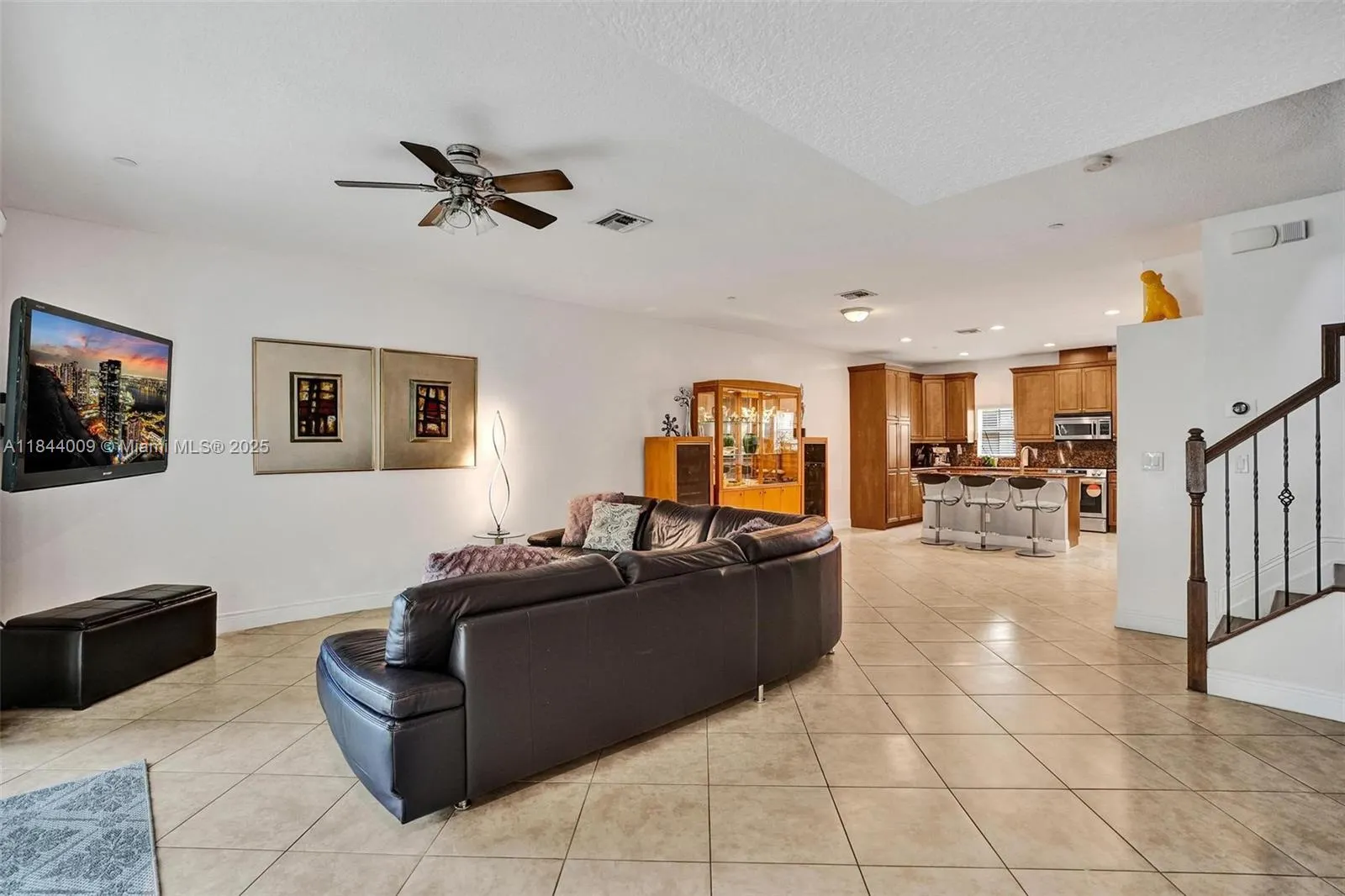 417 SE 13th St