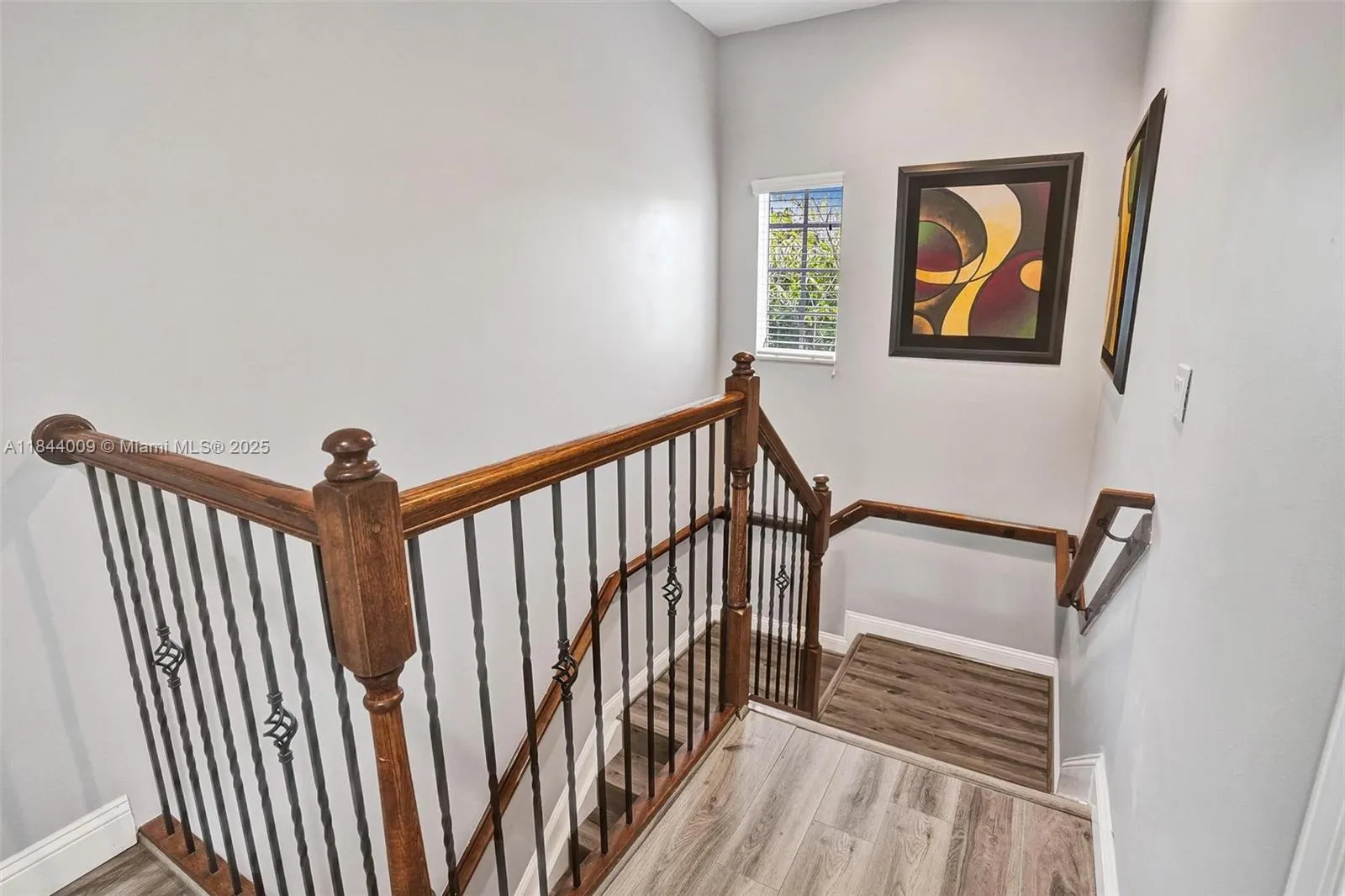 417 SE 13th St
