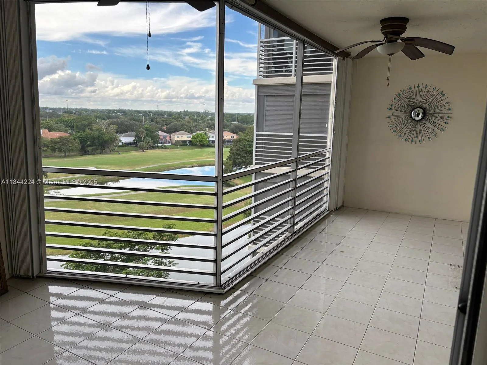 3507 Oaks Way, #805