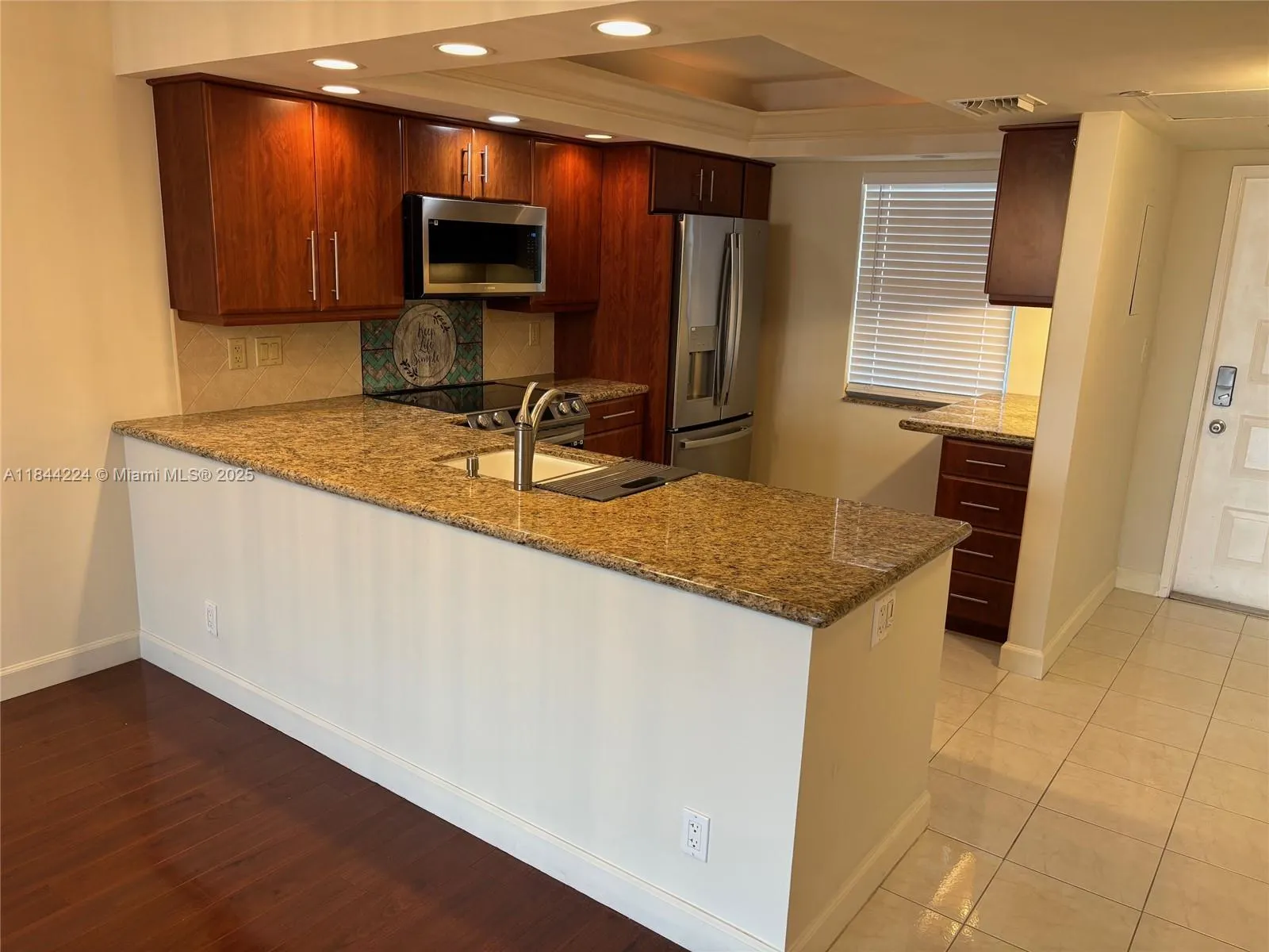 3507 Oaks Way, #805