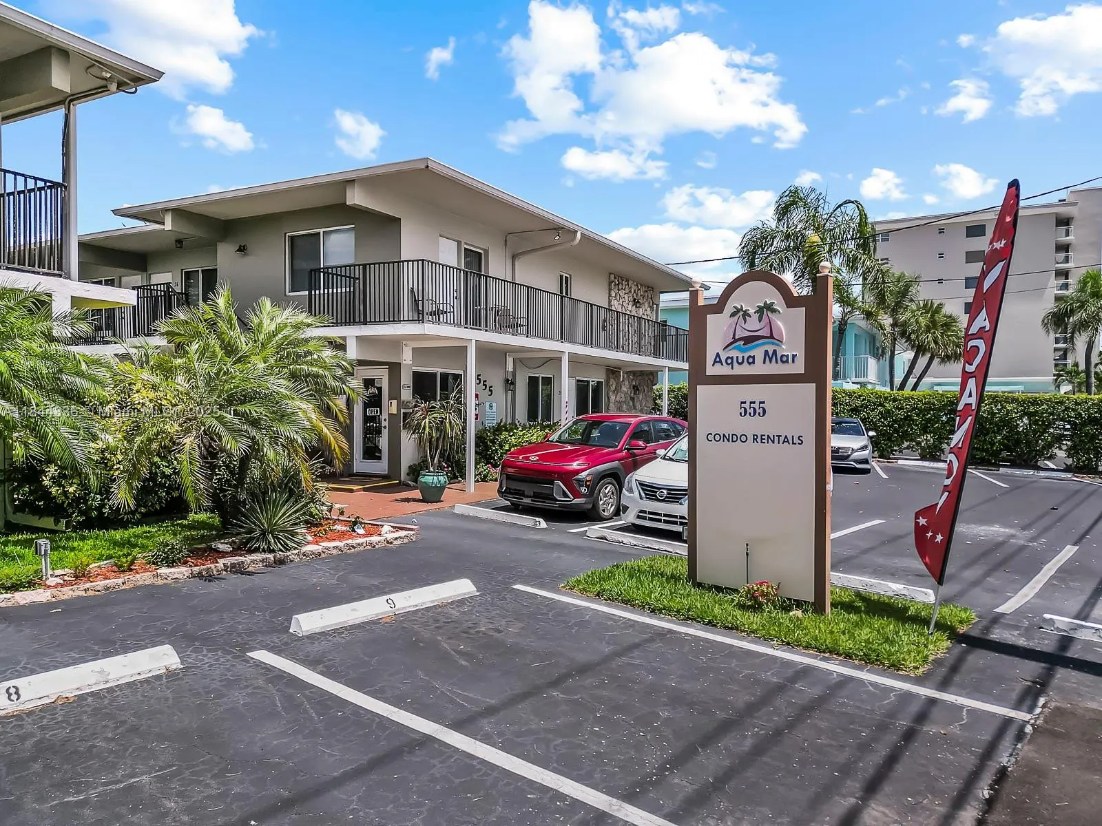 555 N Riverside Dr, #4