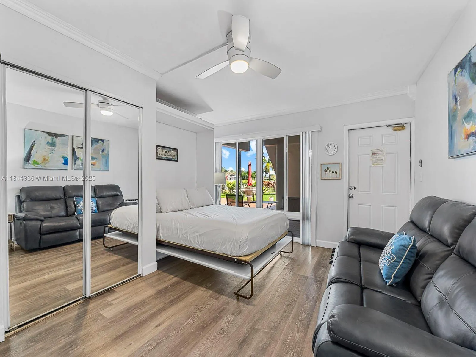555 N Riverside Dr, #4