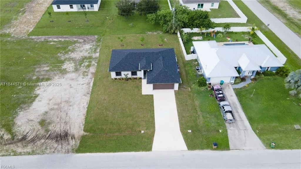 1518 NW 7th PL
