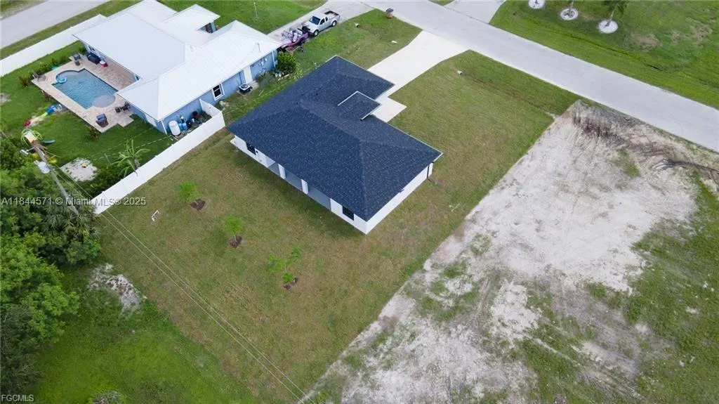 1518 NW 7th PL