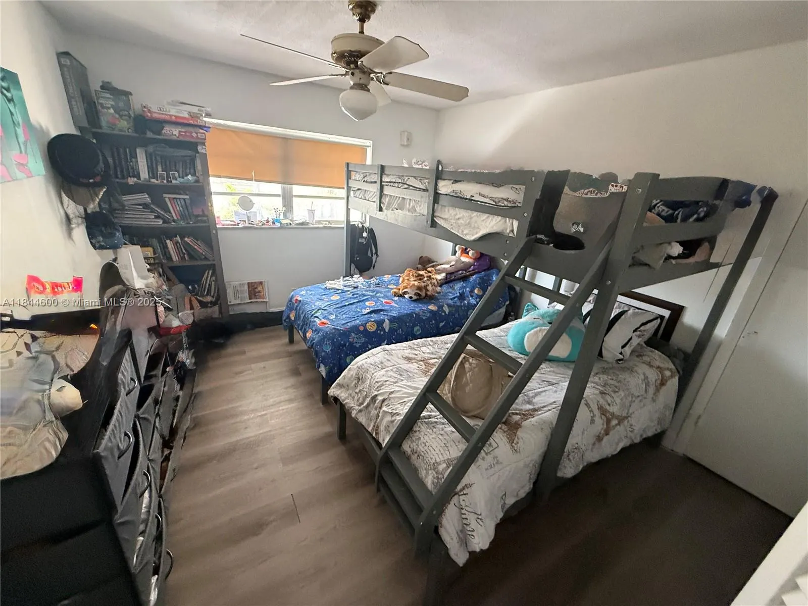 141 NE 10th Ave, #17B