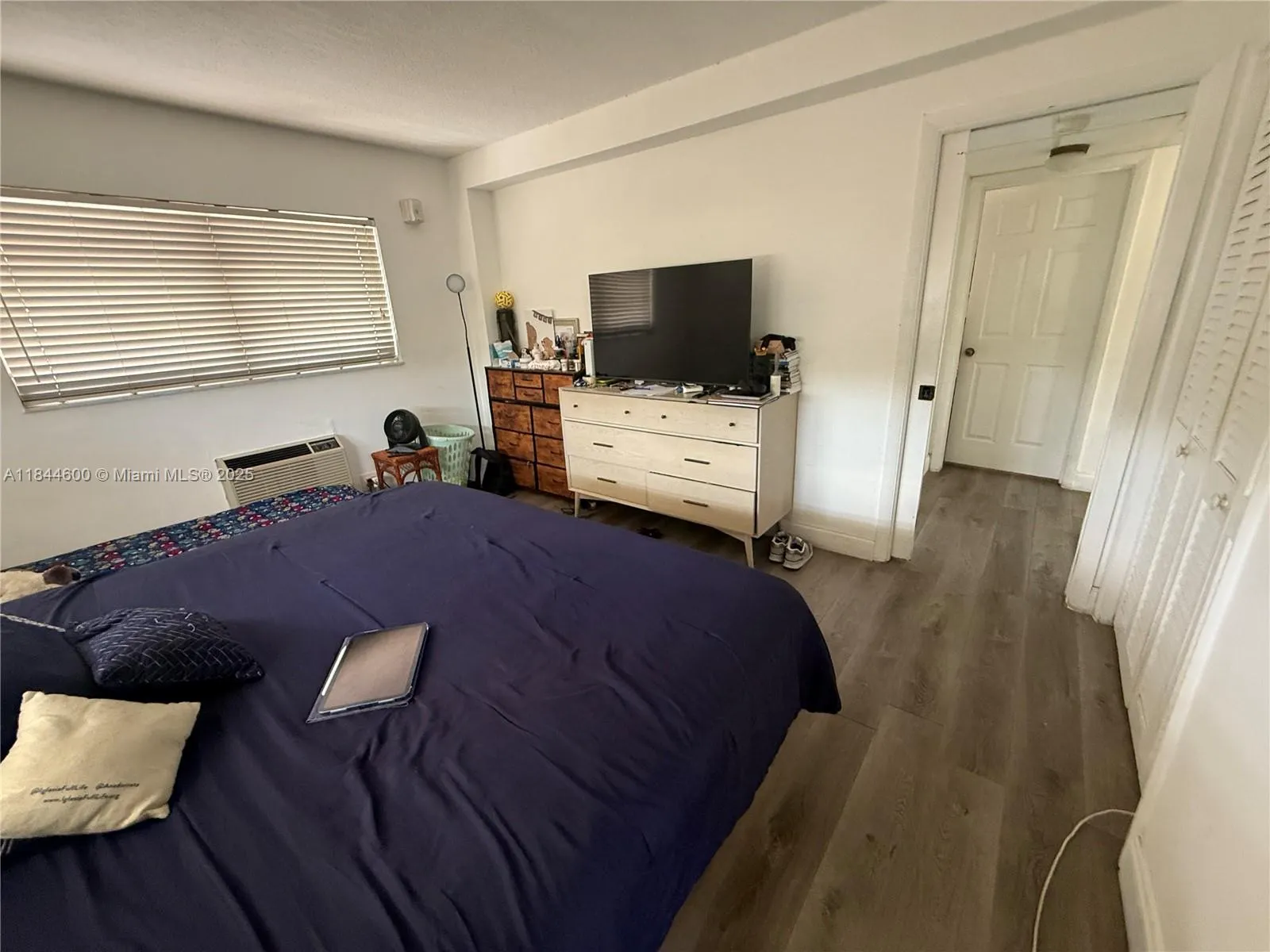 141 NE 10th Ave, #17B