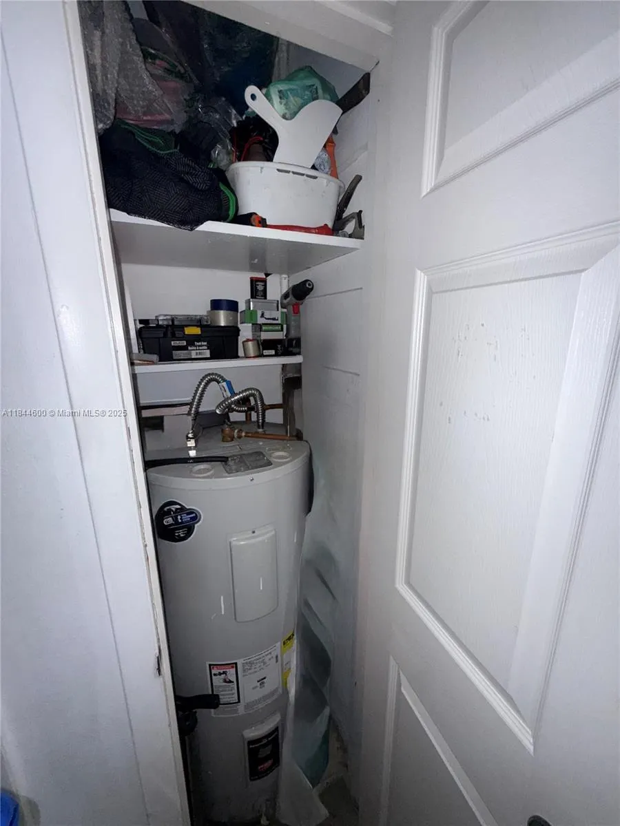 141 NE 10th Ave, #17B