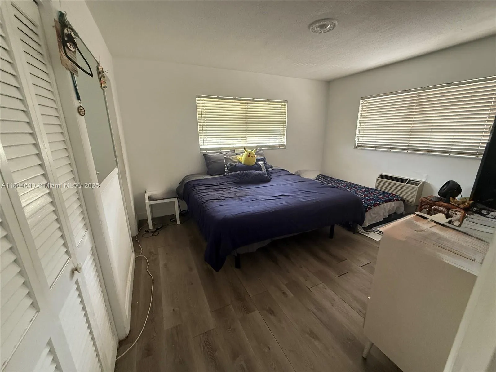 141 NE 10th Ave, #17B