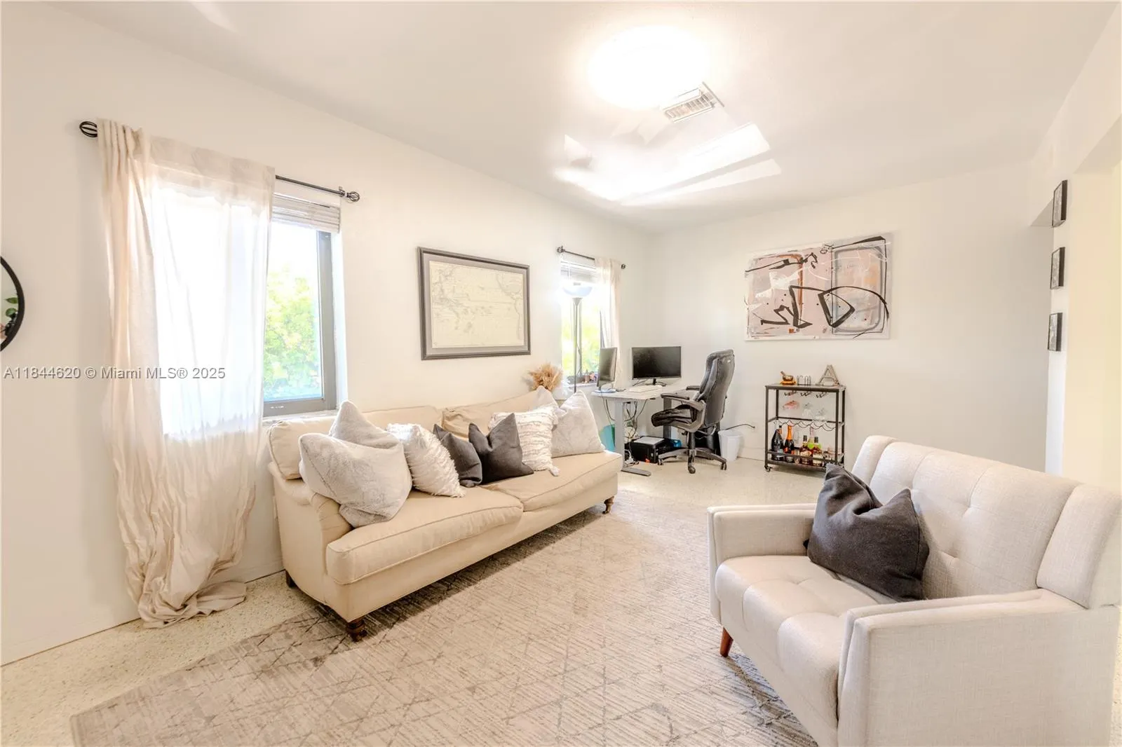 801 NE 18th Ave, #4
