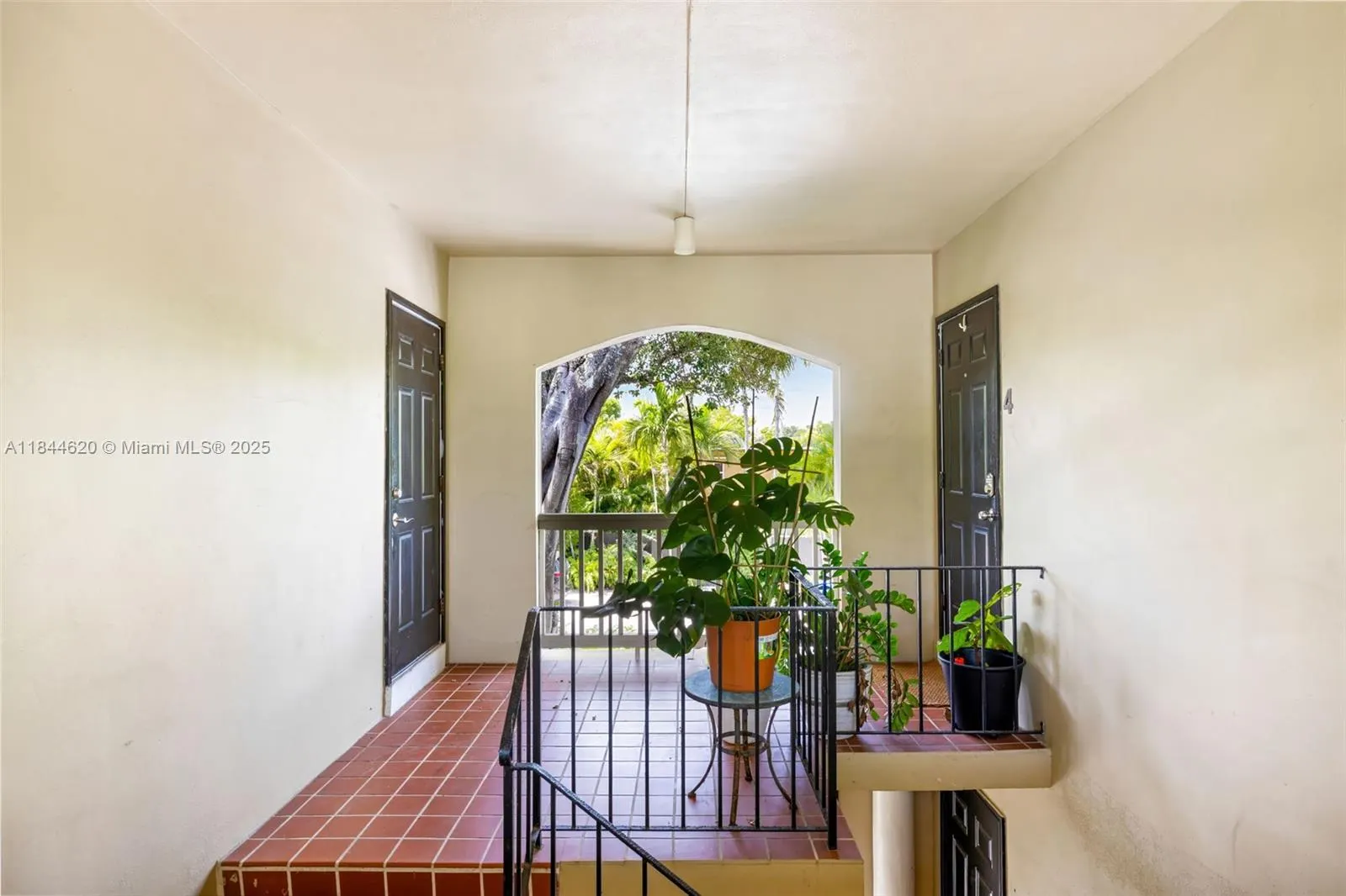 801 NE 18th Ave, #4