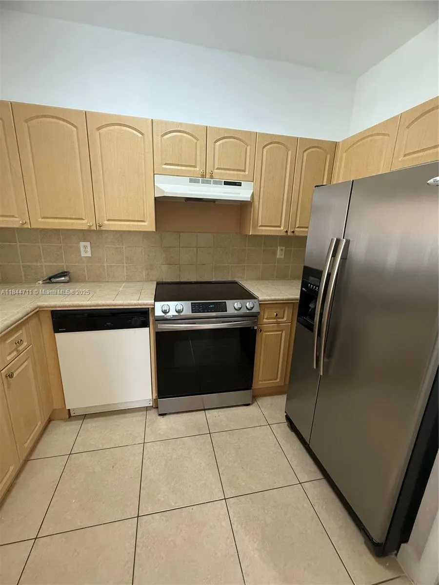 7150 NW 177th St, #101-15