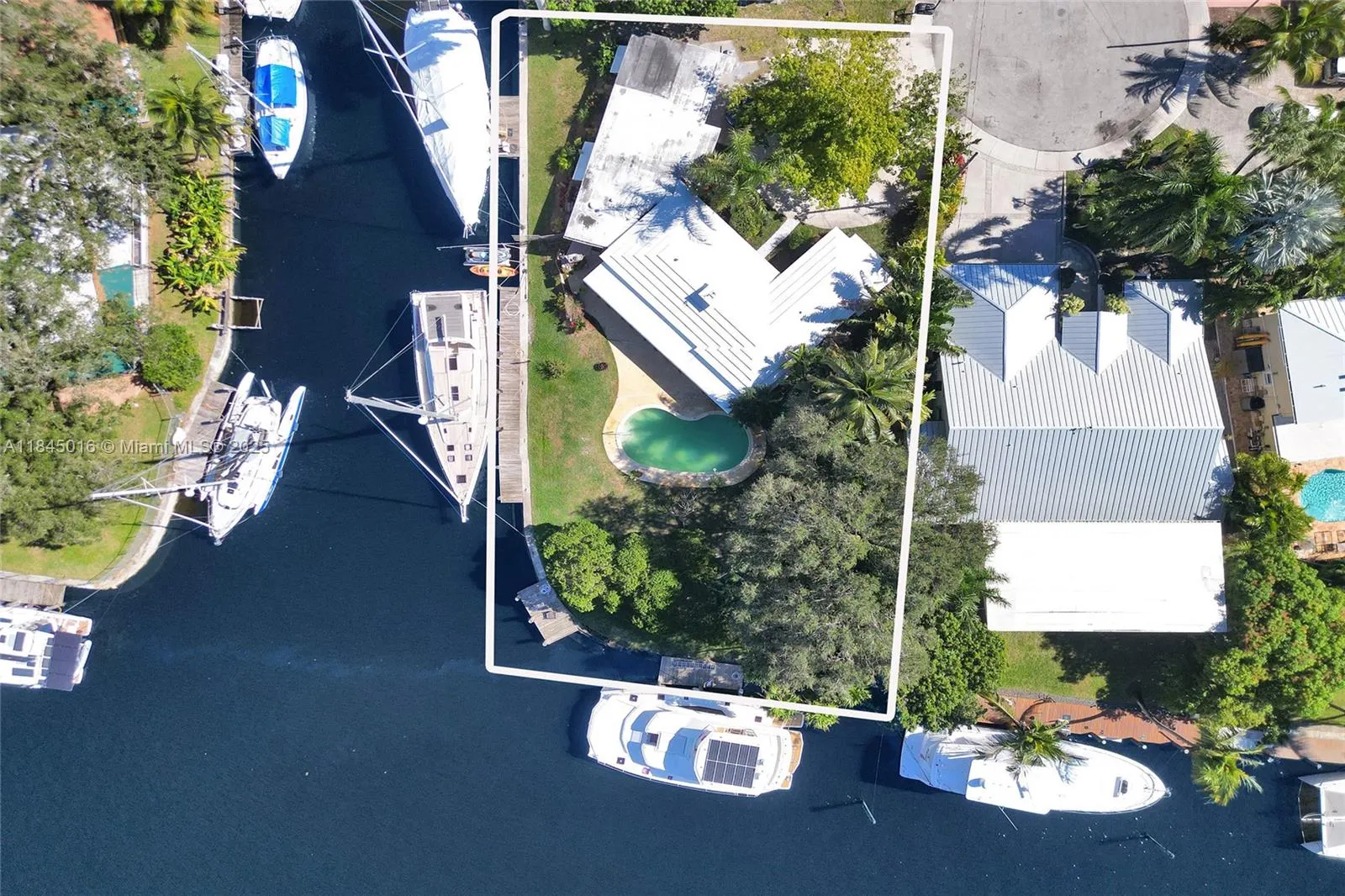 1321 Mandarin Isle