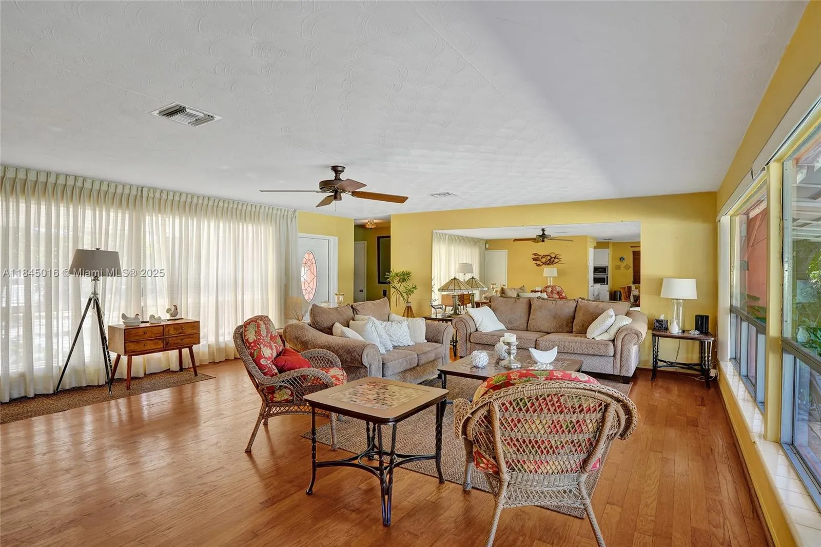 1321 Mandarin Isle