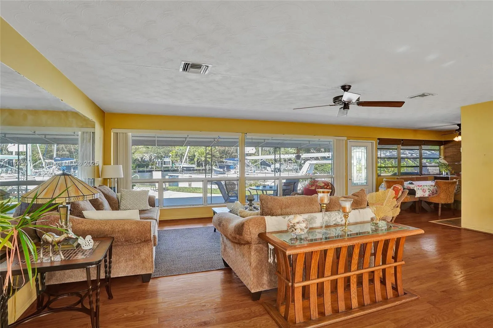 1321 Mandarin Isle